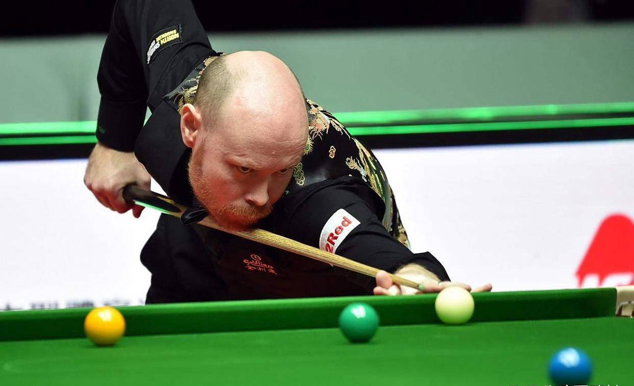 比赛中, 排名也将下, 即将跻身前 比赛中, 排名也将下, 即将跻身前